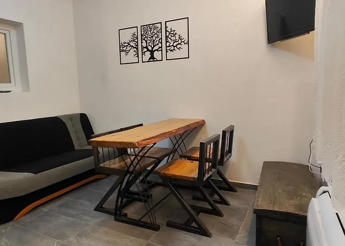 Nina's Down * Skiathos